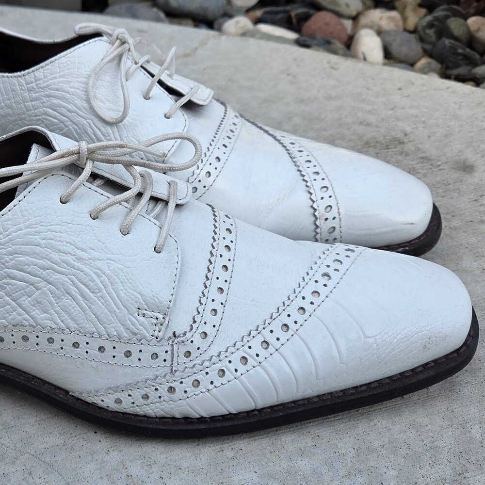 Stacy Abrams Oxford Dress Shoes with Wingtip